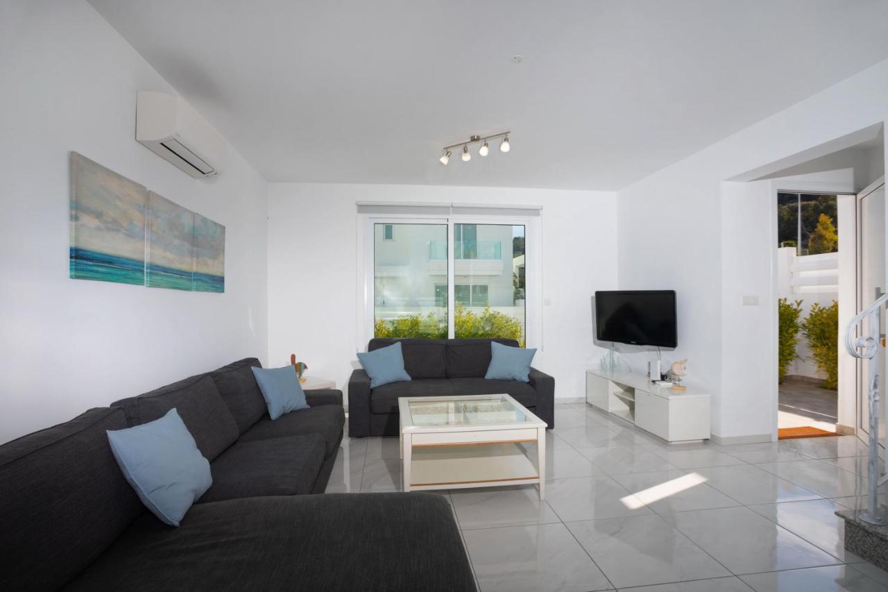 Villa Ioli Green Bay By Trulycyprus Protaras Extérieur photo